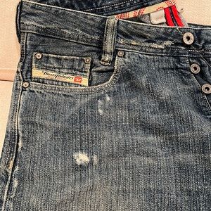 Diesel Jeans - waist 31 inches length 32 inches. Style KAJO.